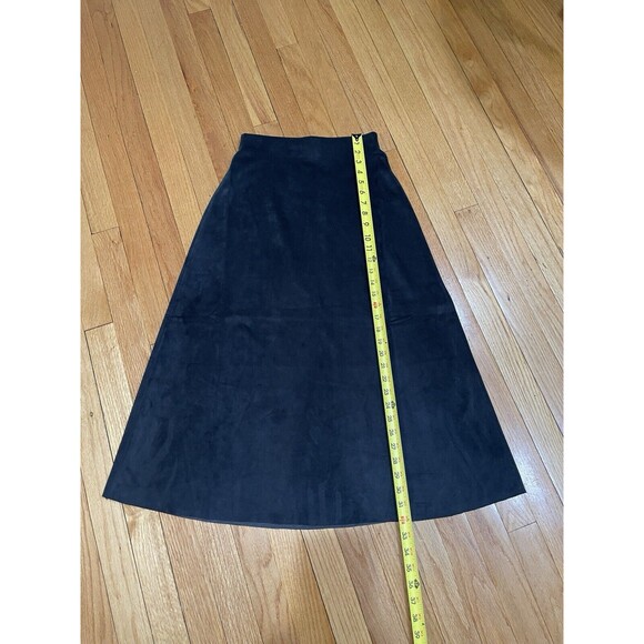 Evereve Level 99 Julia Faux Suede Midi Skirt Size XS Side Slit Modest Office NEW - Picture 9 of 16
